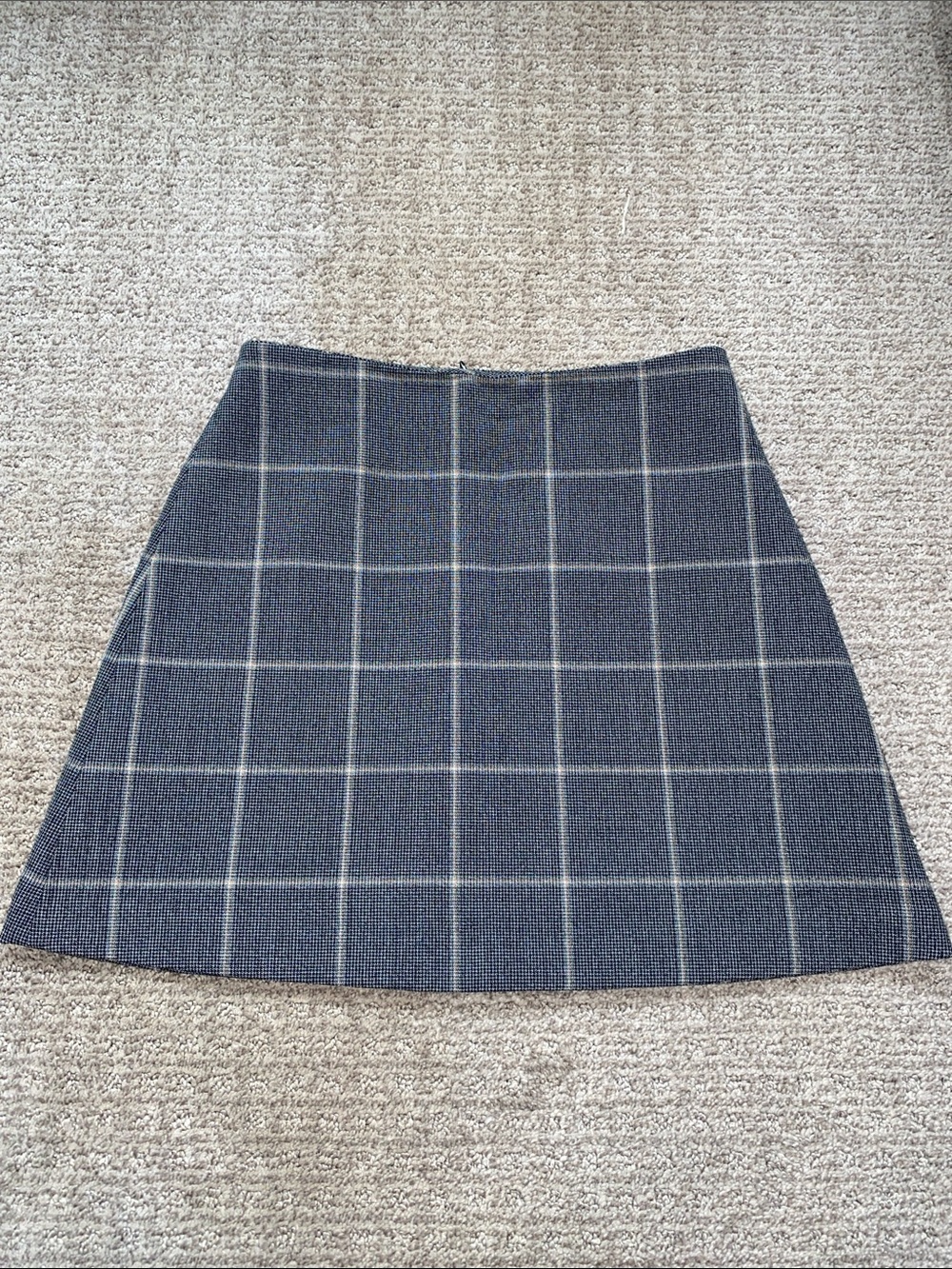 Aritzia Wilfred Mini Skirt